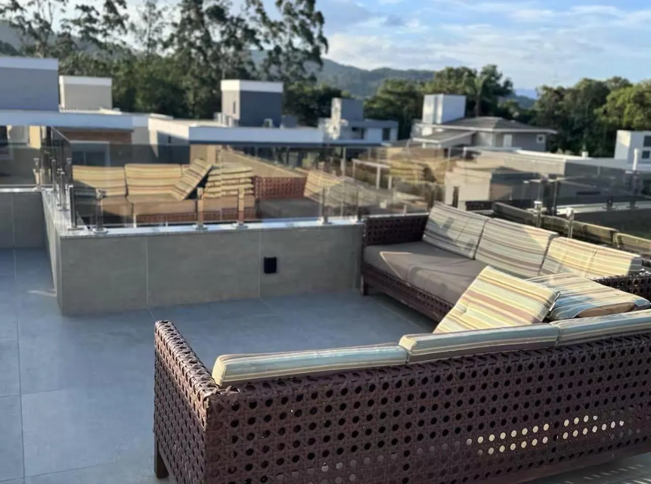 Suites De Padua - Quartos Com Banheiro Privativo Em Casa Ampla E Moderna Em Santo Antonio De Lisboa - Florianopolis - Sc - Br Homestay