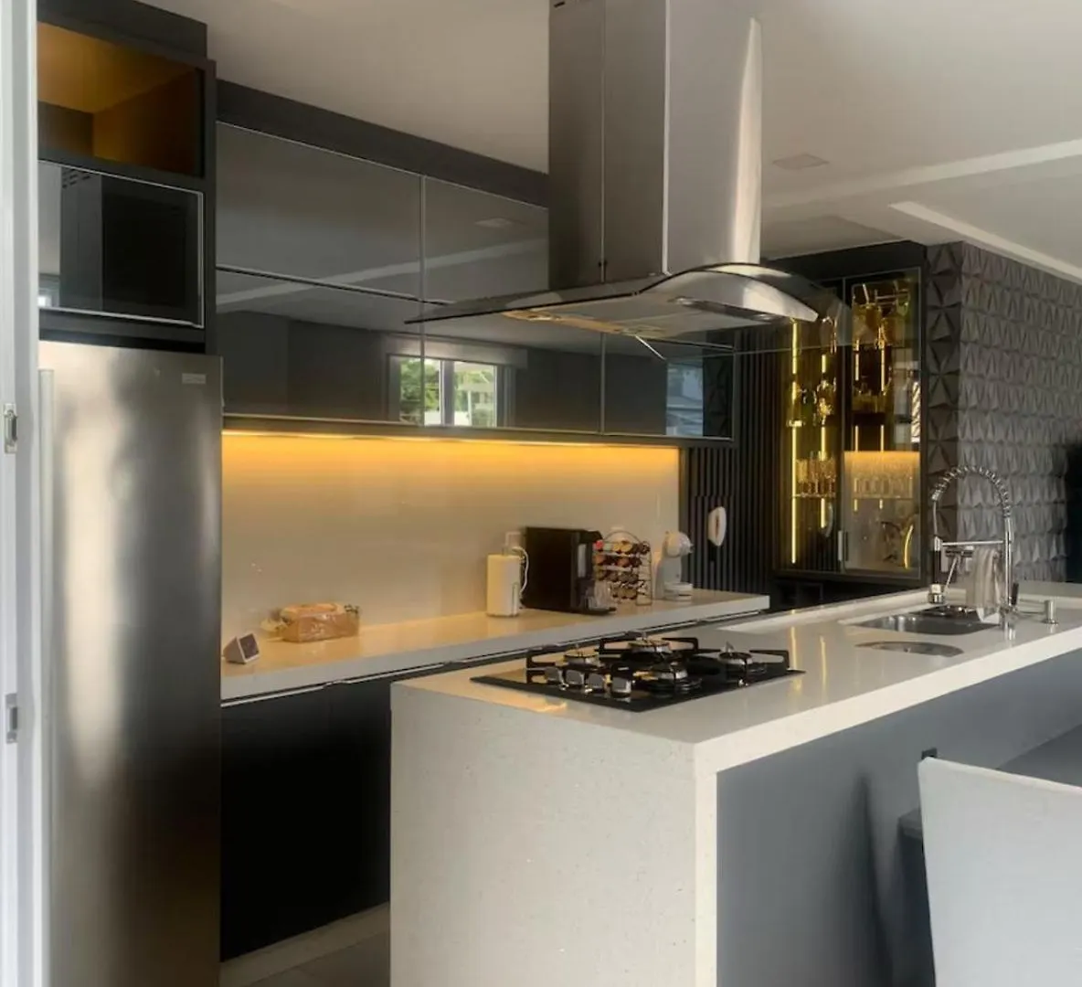 Suites De Padua - Quartos Com Banheiro Privativo Em Casa Ampla E Moderna Em Santo Antonio De Lisboa - Florianopolis - Sc - Br 0*,