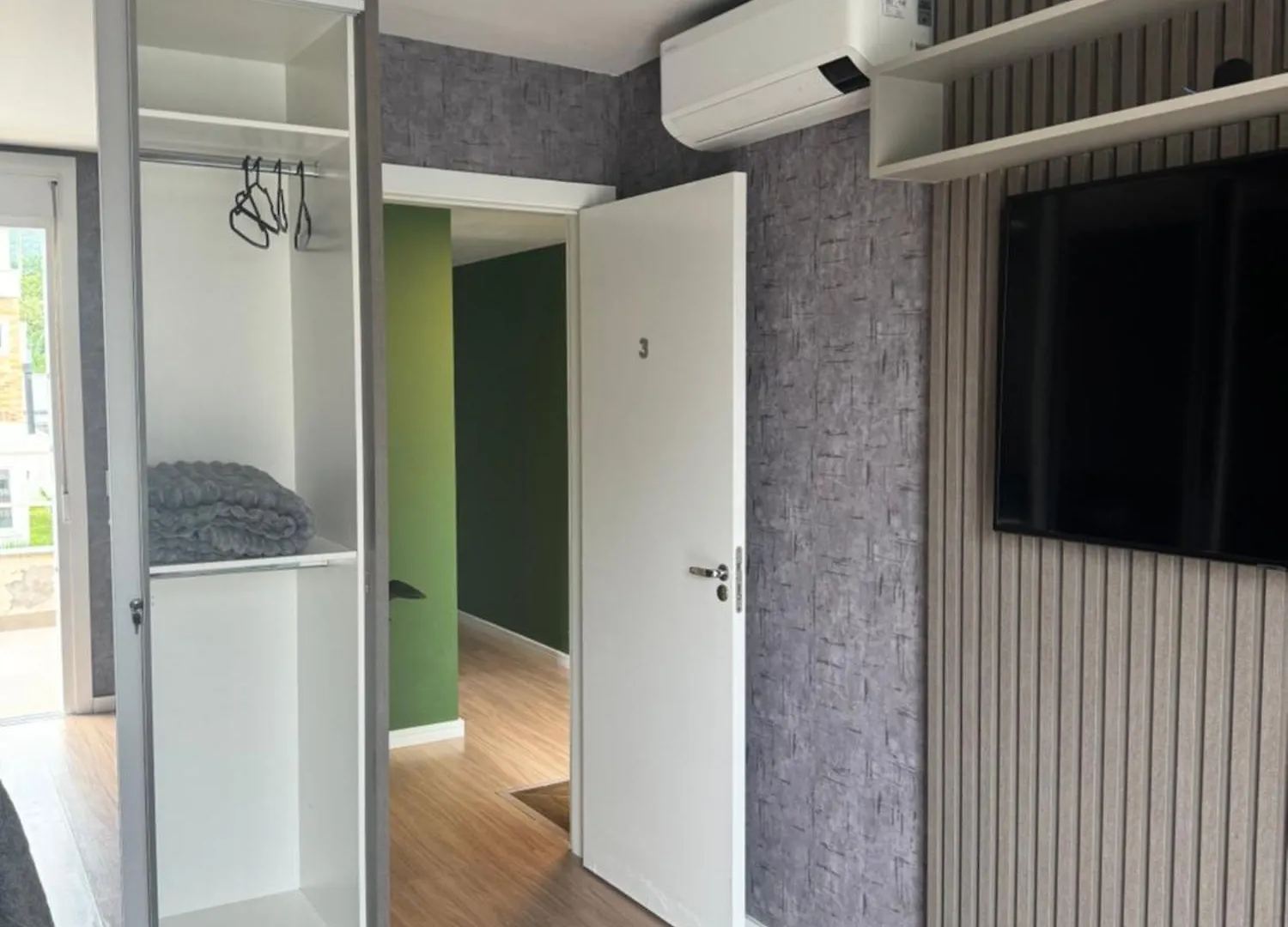 Homestay Suites De Padua - Quartos Com Banheiro Privativo Em Casa Ampla E Moderna Em Santo Antonio De Lisboa - Florianopolis - Sc - Br Brazil