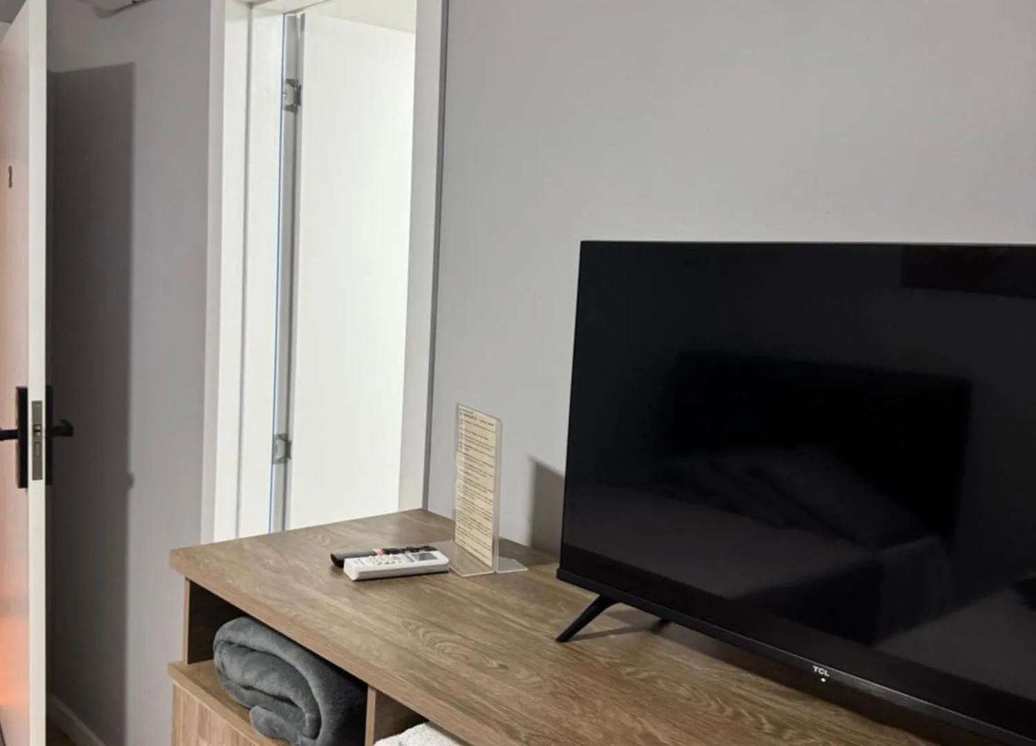 Homestay Suites De Padua - Quartos Com Banheiro Privativo Em Casa Ampla E Moderna Em Santo Antonio De Lisboa - Florianopolis - Sc - Br