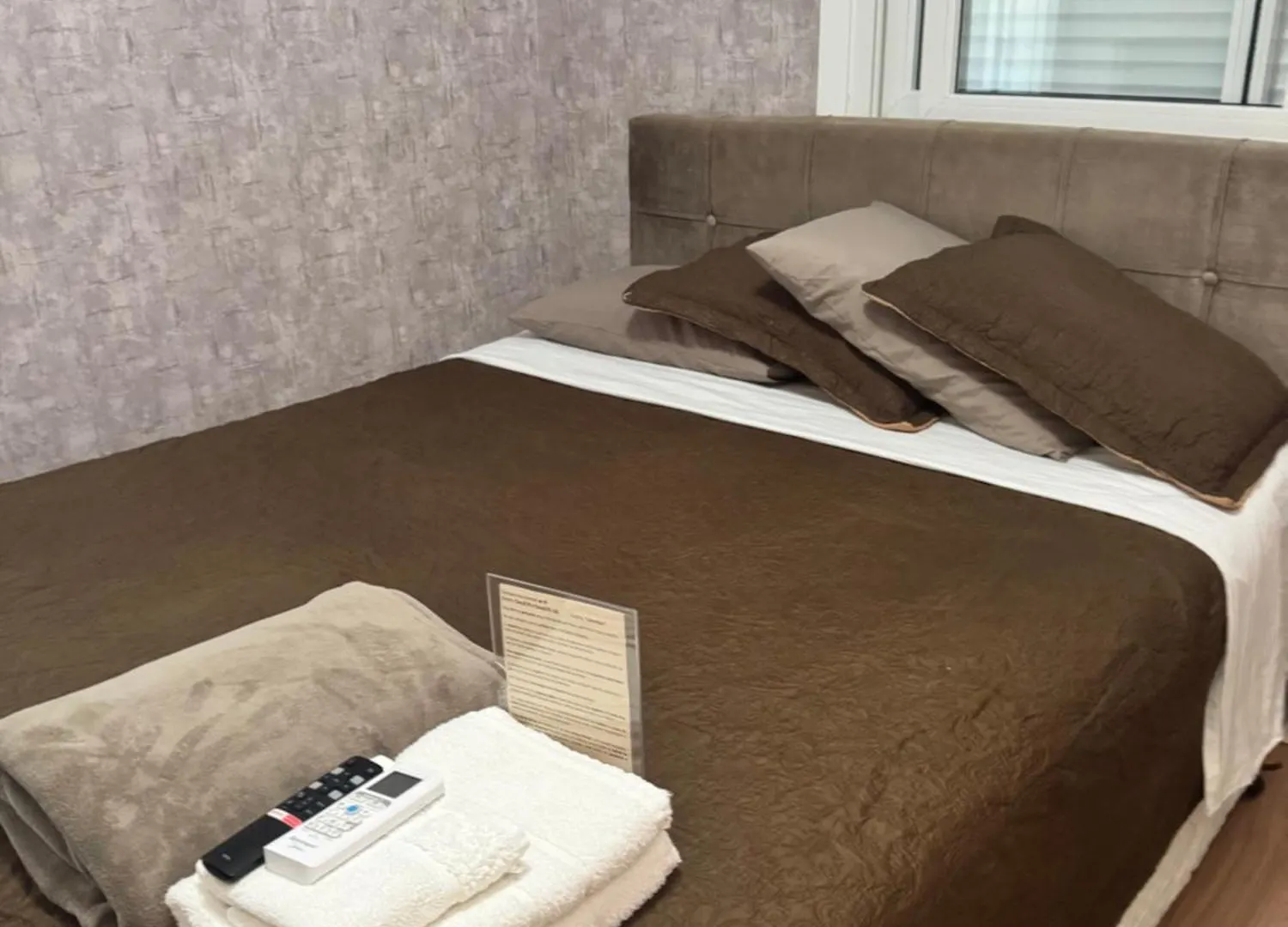Suites De Padua - Quartos Com Banheiro Privativo Em Casa Ampla E Moderna Em Santo Antonio De Lisboa - Florianopolis - Sc - Br 0*,