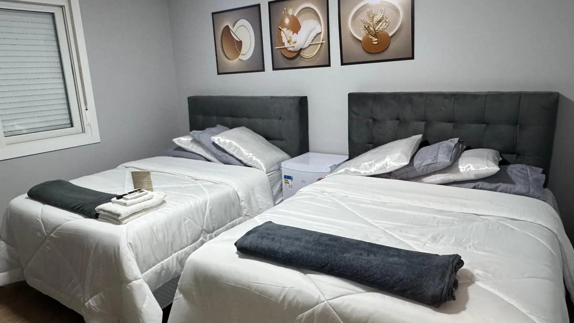 Suites De Padua - Quartos Com Banheiro Privativo Em Casa Ampla E Moderna Em Santo Antonio De Lisboa - Florianopolis - Sc - Br 0*,  Brazil